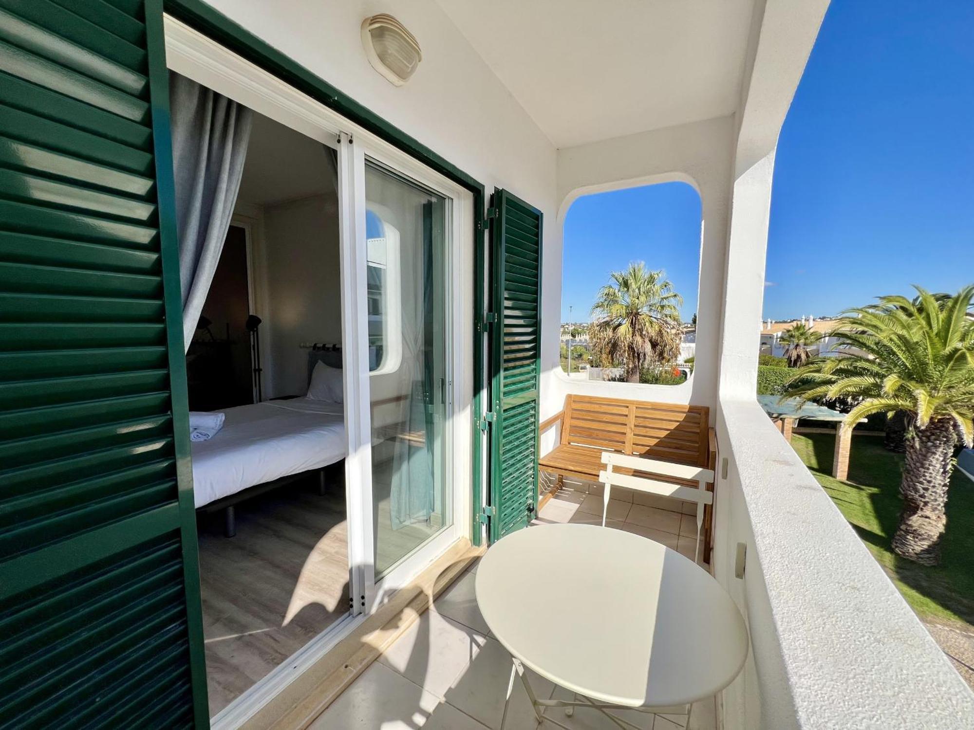 Albufeira Delight With Pool By Homing Apartment Guia  Bagian luar foto